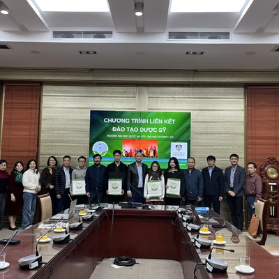 TRƯỜNG ĐẠI HỌC DƯỢC HÀ NỘI GẶP MẶT SINH VIÊN LỚP LKK2 – KHỞI ĐẦU HÀNH TRÌNH BẰNG NIỀM TIN VÀ SỰ ĐỒNG HÀNH